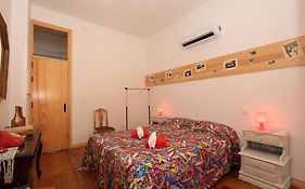 Sao Jorge Apartments & Suites